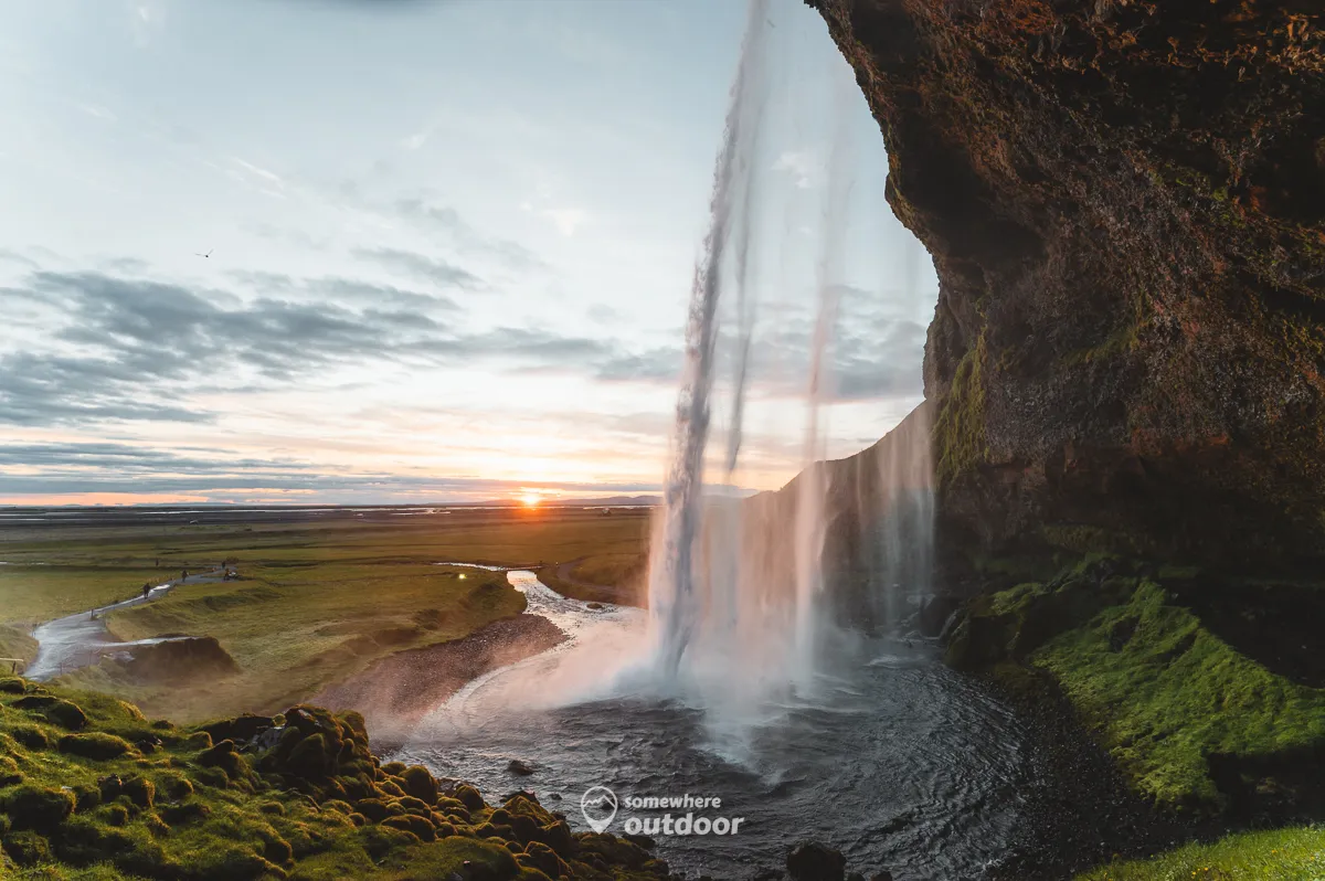 seljalandsfoss-waterval-zuid-ijsland-2